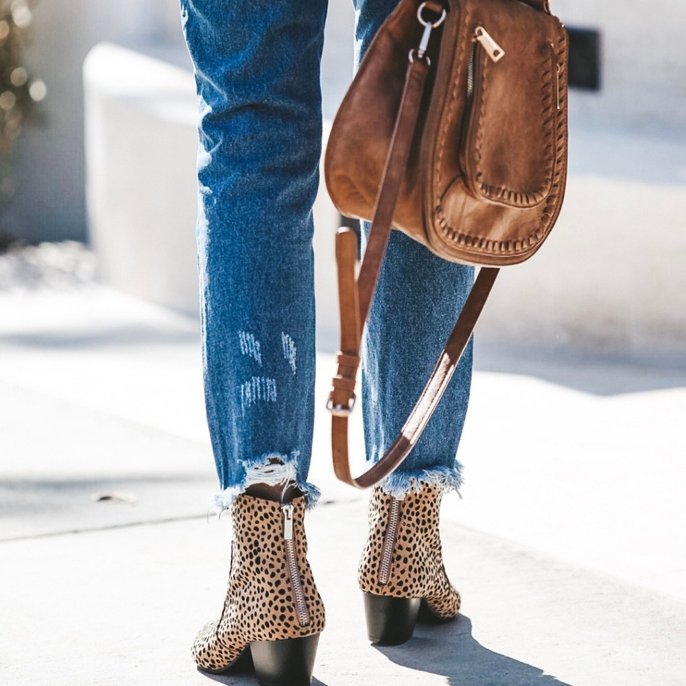 🚨ON SALE//Festival Szn//Tan leopard Booties - Picture 5 of 8